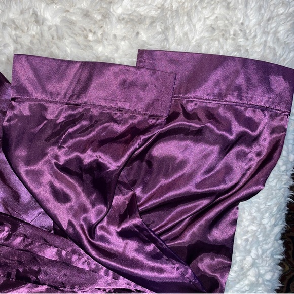 Pajamagram Satin Pajama Set Purple Ultra Soft sz Small - Picture 7 of 15
